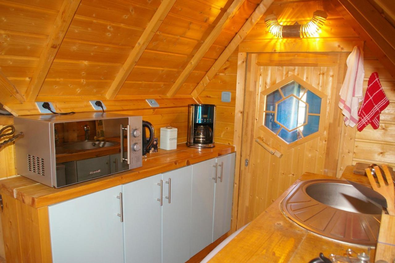 Village Privatise De Cabanes Insolites D'Ananda Ma Saint-Aubin-de-Lanquais Екстериор снимка