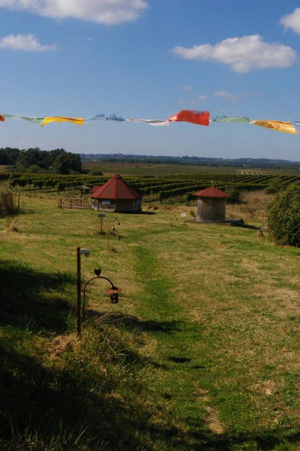 Village Privatise De Cabanes Insolites D'Ananda Ma Saint-Aubin-de-Lanquais Екстериор снимка