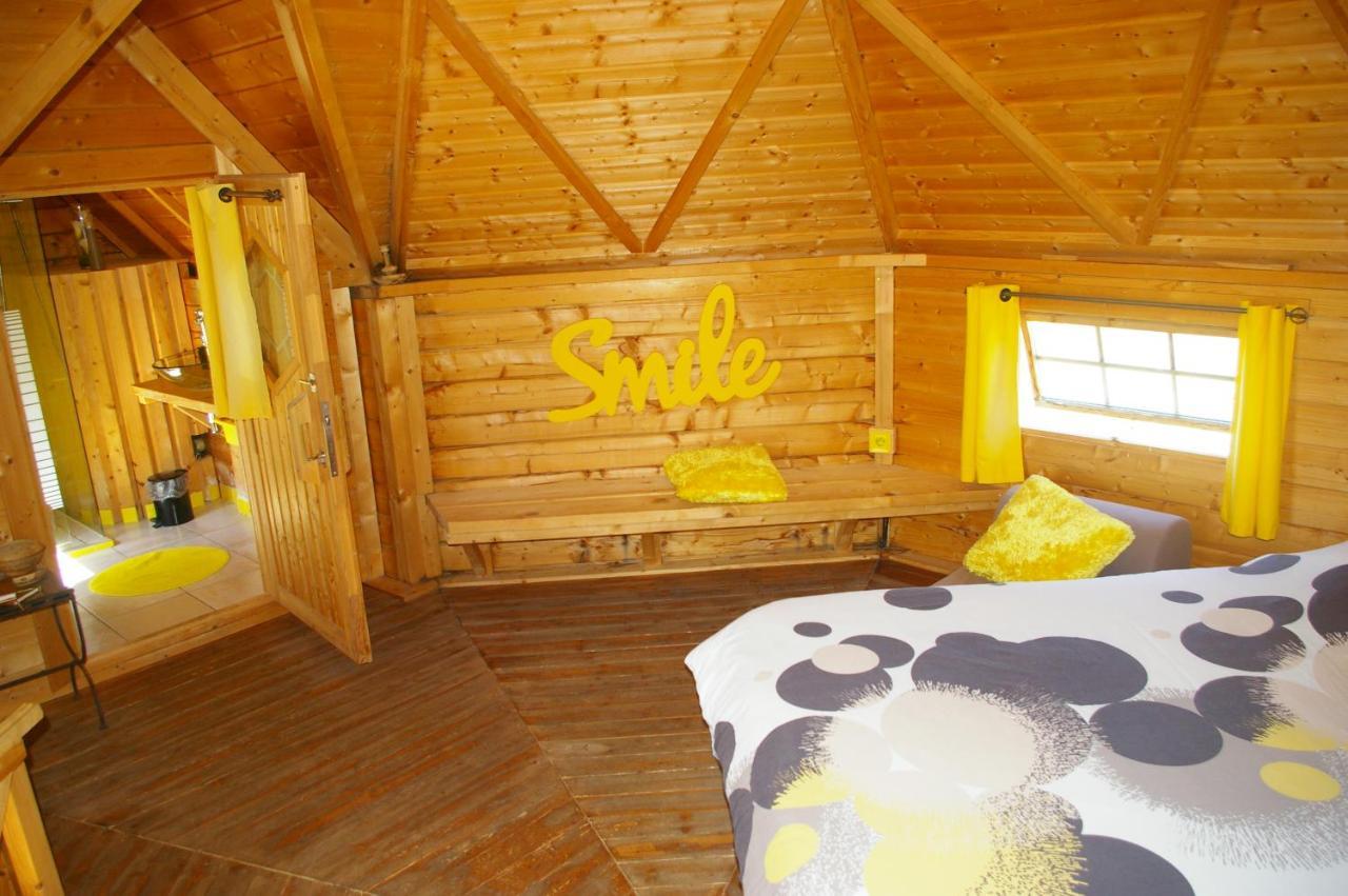 Village Privatise De Cabanes Insolites D'Ananda Ma Saint-Aubin-de-Lanquais Екстериор снимка