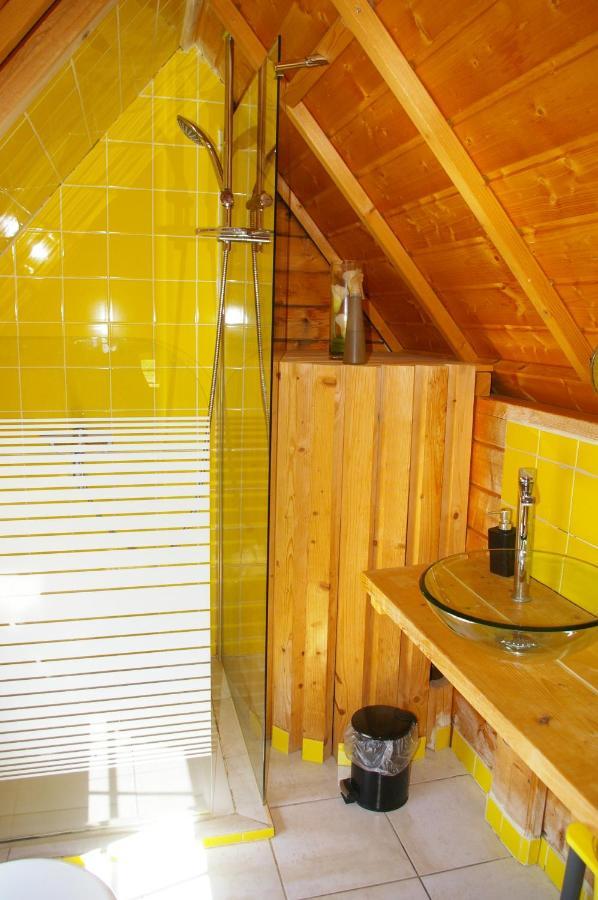 Village Privatise De Cabanes Insolites D'Ananda Ma Saint-Aubin-de-Lanquais Екстериор снимка